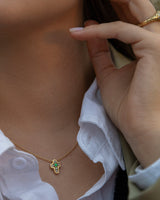 AUKSINIS KAKLO PAPUOŠALAS SU DEIMANTU IR ROŽINIU SAFYRU "CROSS"