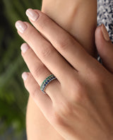 Auksinis žiedas su smaragdais "Eternity"