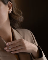 Auksinis pakabukas su deimantais