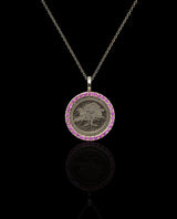 Auksinis pakabukas su rožiniais safyrais