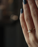 Auksinis žiedas su deimantu "Love is in the Air"