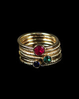 Auksinių žiedų rinkinys su rubinu, smaragdu ir safyru "Saldainiukai"