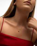 Auksinis kaklo papuošalas su deimantais "Dėkingumo laikysena"