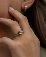 Auksinis žiedas su mėnulio akmeniu ir deimantais "Moonstone"