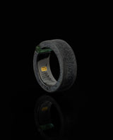 Niobio žiedas su nešlifuotu turmalinu