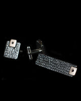 Sidabrinės sąsagos ir kaklaraiščio segtukas su auksu ir juodu deimantu