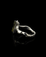 Sidabrinis žiedas su neapdorotu turmalinu "Neapdorotas turmalinas"