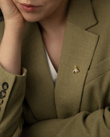 Auksinė segė su deimantais, perlu ir emale "Drugelis"