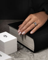 AUKSINIŲ ŽIEDŲ RINKINYS SU SPALVOTAIS SAFYRAIS "SALDAINIUKAI"