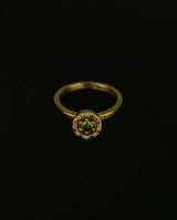 Auksinis žiedas su deimantais "Džuljeta"