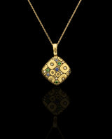 Auksinis pakabukas su deimantais, safyrais ir granatais tsavoritais "Soft Mosaic"