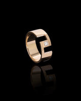 Auksinis žiedas su deimantais