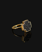 Auksinis žiedas su kvarco drūza "Rock&Roll"