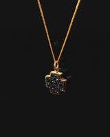 Auksinis pakabukas su kvarco drūza "Rock&Roll"