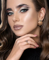 Auksinis žiedas su safyru, rubinu ir Londono topazu "Life is sweet"