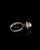 Sidabrinis žiedas su auksu ir juodu perlu "Juodo perlo uoga"