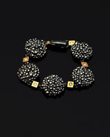 Sidabrinė apyrankė su aukso detalėmis ir deimantais "Malonumai"