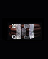 Odinė apyrankė su sidabro detalėmis ir pirštų antspaudais "Vyrui"