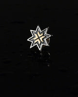 Sidabriniai ženkliukai su auksu "Eeesti Meedia"