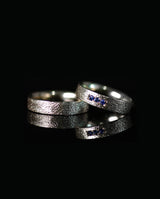 Šampaninio aukso vestuviniai žiedai su safyrais