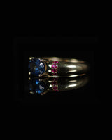 Auksinis žiedas su safyru ir rubinais "Visada kartu"