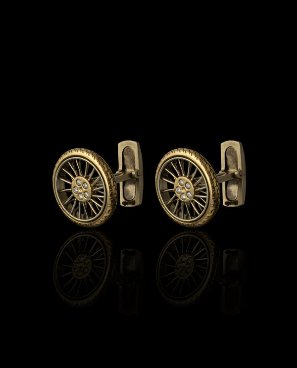 Auksinės sąsagos su deimantais "Motociklo ratai".