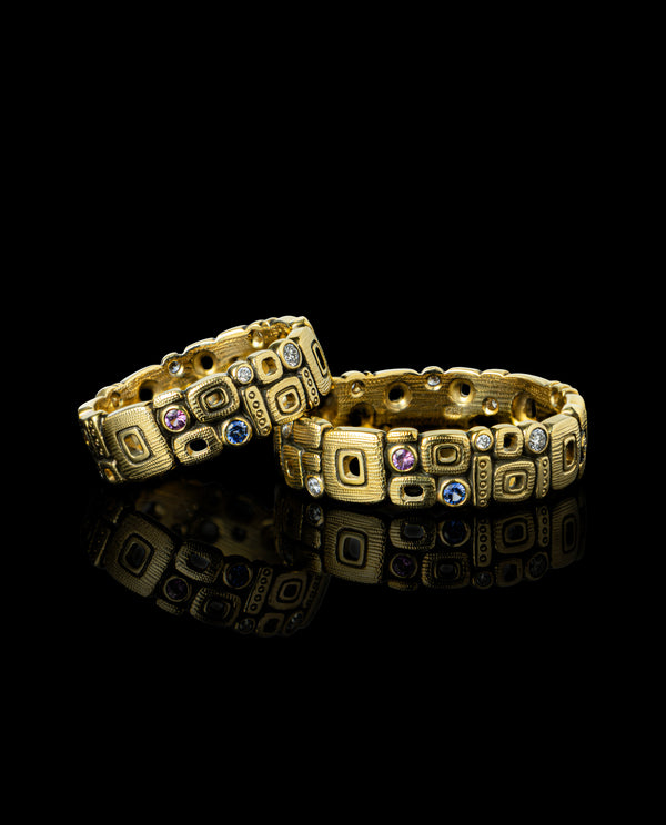 Auksiniai žiedai su deimantais ir spalvotais safyrais "Little Windows"
