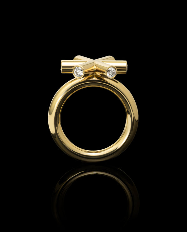 Auksinis žiedas su deimantais "Bučkis"