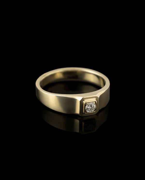 Vyriškas auksinis žiedas su deimantu