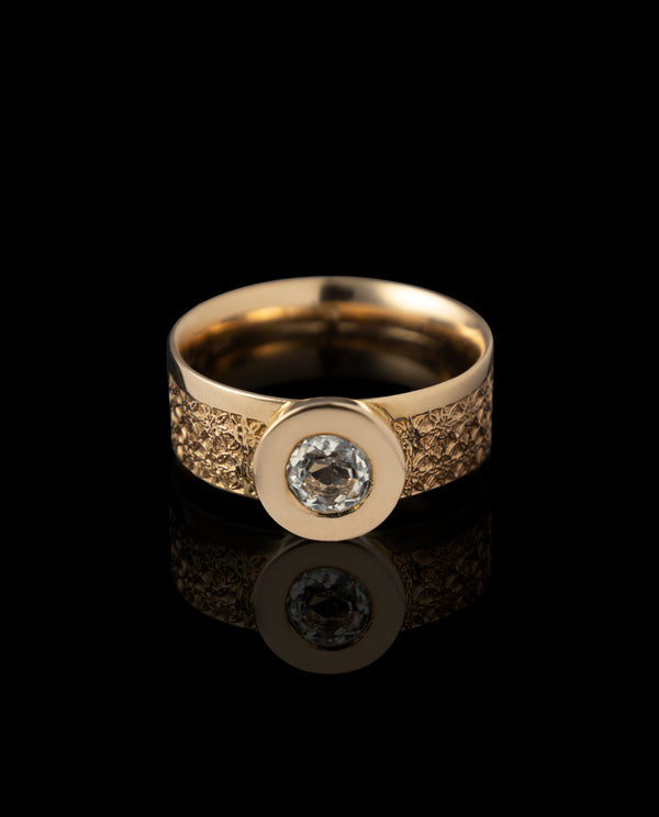 Auksinis žiedas su imperatoriškuoju topazu "Sunny"