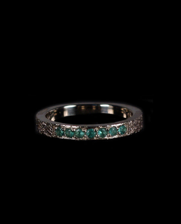 Auksinis žiedas su smaragdais "Smaragdinis lietus"