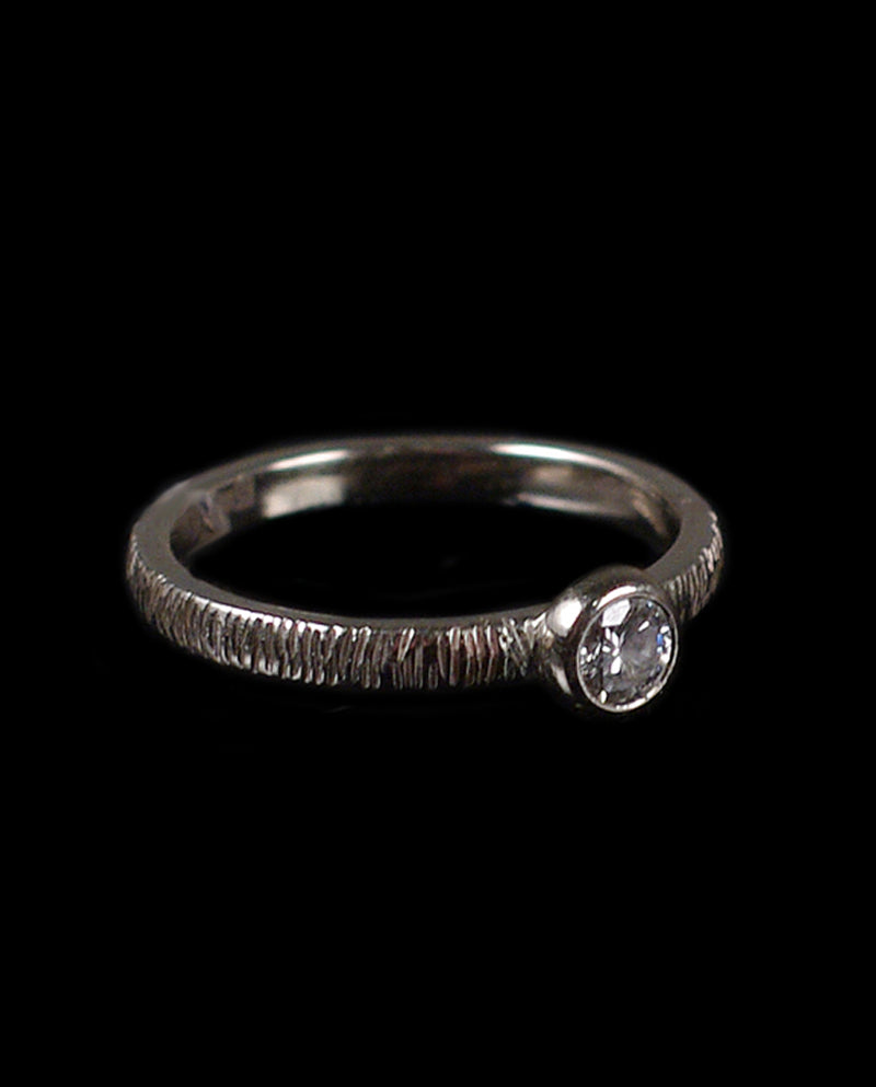 Auksinis sužadėtuvių žiedas su deimantu "True love"