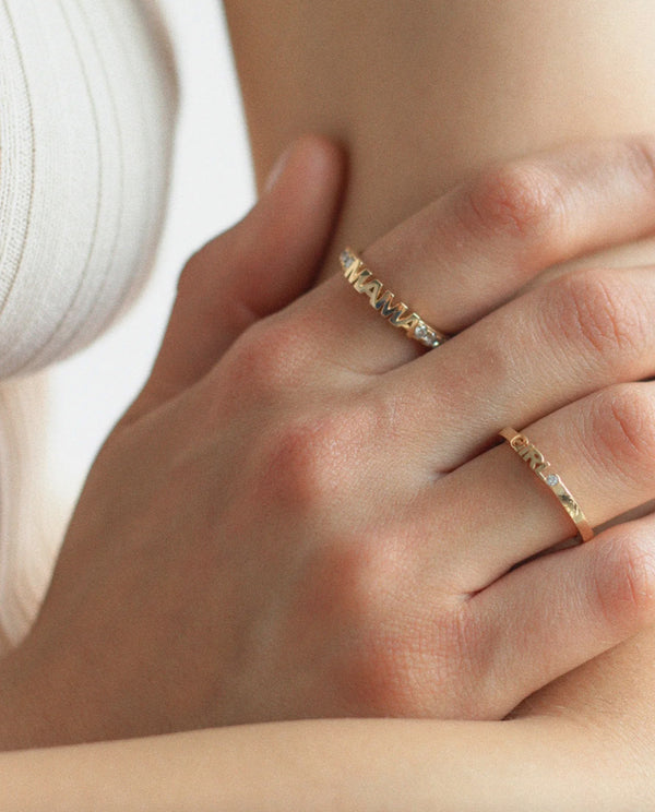 Auksinis žiedas su labaratorijoje augintais deimantais "Mama Luxury Eternity Ring"
