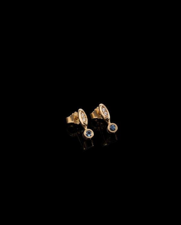 Auksiniai auskarai su deimantais ir safyrais