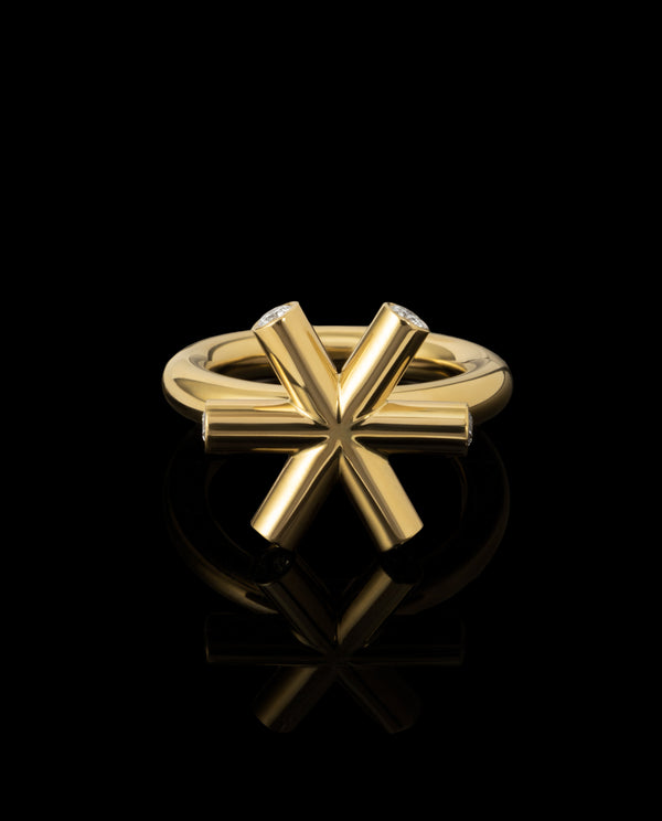 Auksinis žiedas su deimantais "Bučkis"
