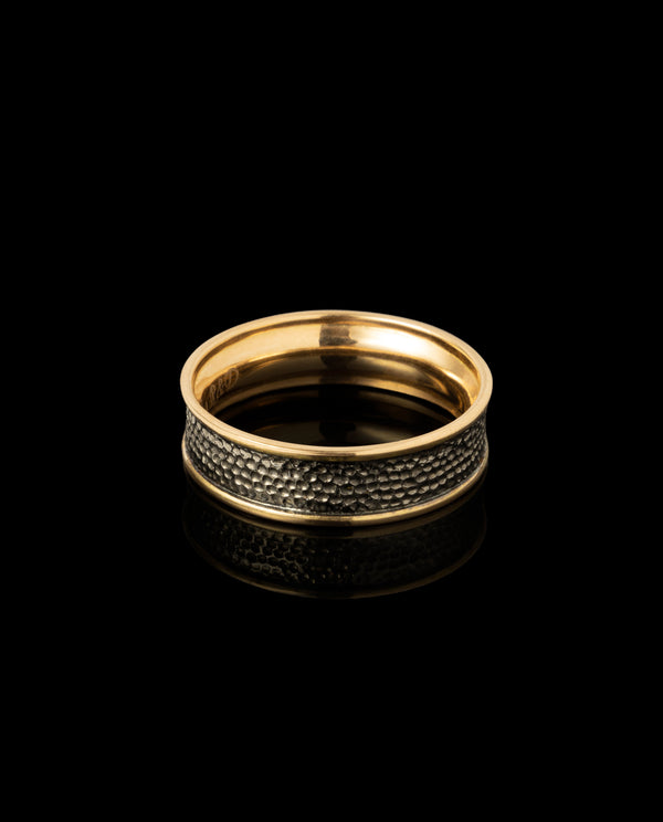 Raudono ir juodo aukso vyriškas žiedas