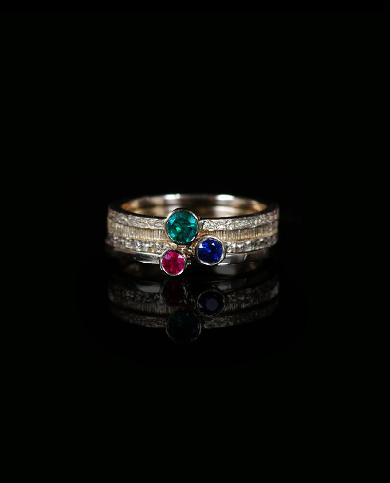 Auksinių žiedų rinkinys su safyru, rubinu ir smaragdu "Saldainiukai"